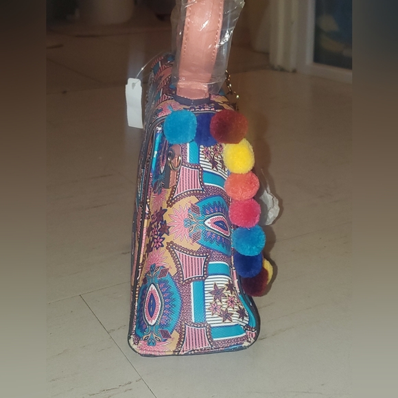 Colorful Satchel purse with strap - Picture 2 of 4